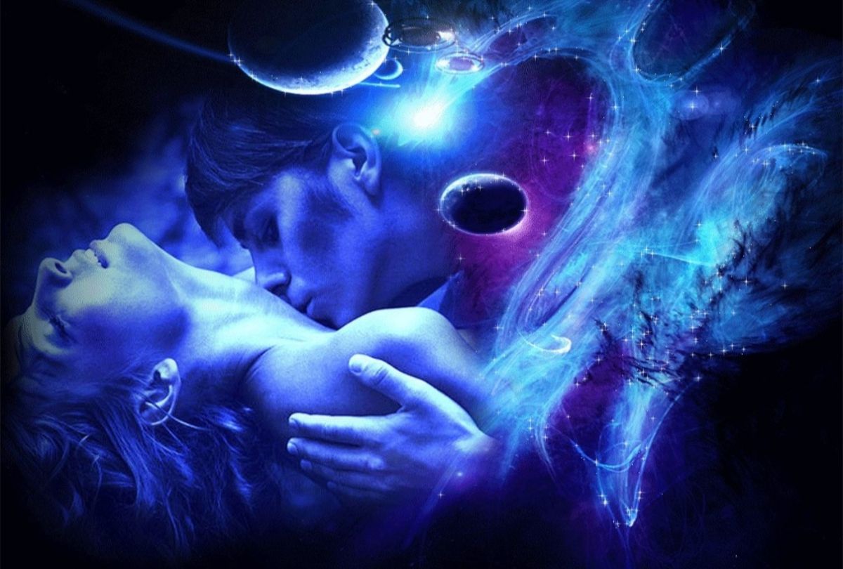 Поцеловать человека во сне. Космическая страсть. Волшебный поцелуй. Ночной поцелуй. Ночь любви.