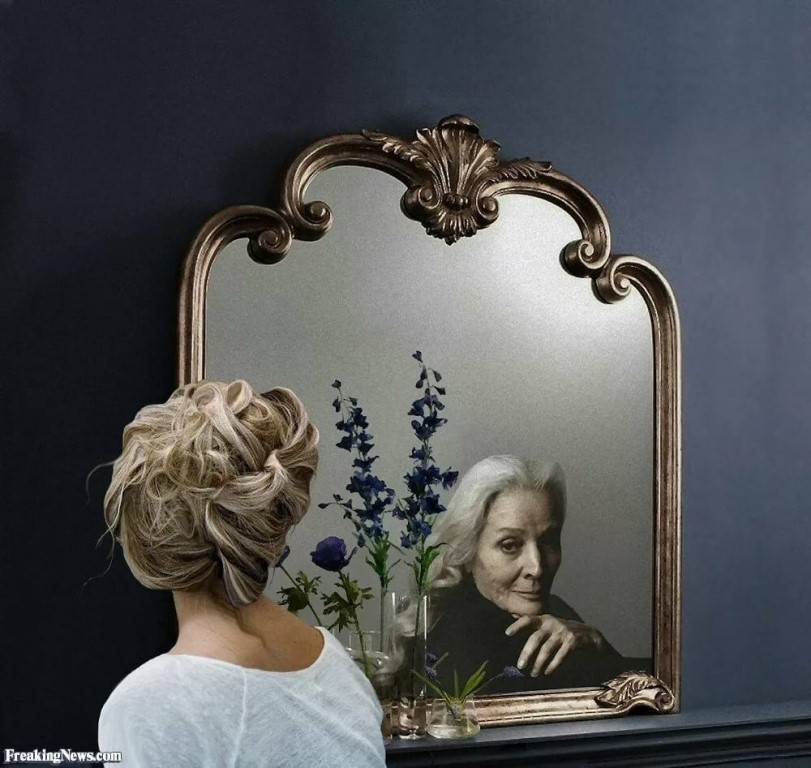 Женское  Зеркало
