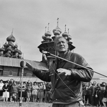 Евгений Евтушенко на празднике в Кижи, июль 1986г.