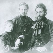 Анастасия и Марина Цветаевы и Кобылянский В.А., 1903г.